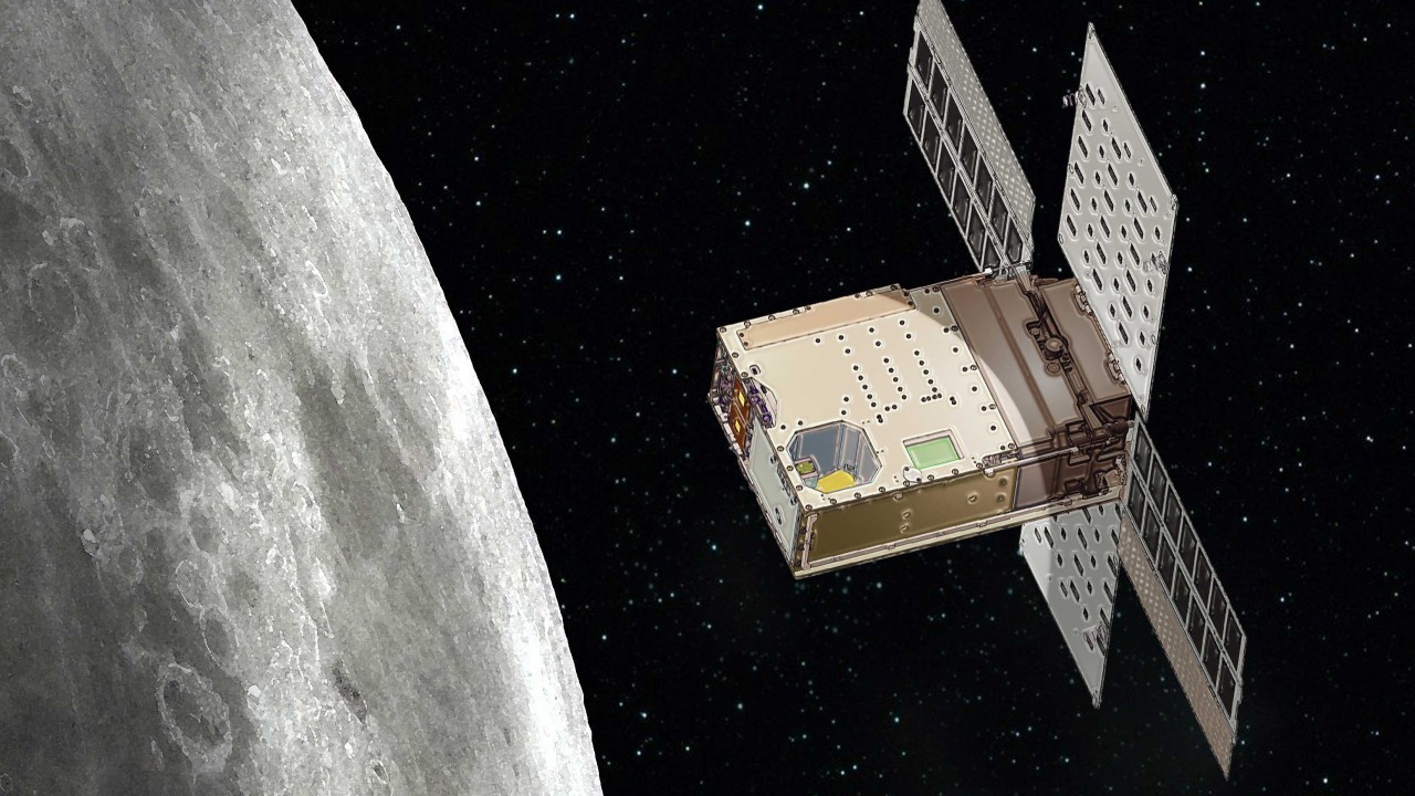 Tiny Lunar Flashlight moon probe is in trouble. NASA has one month to fix it.