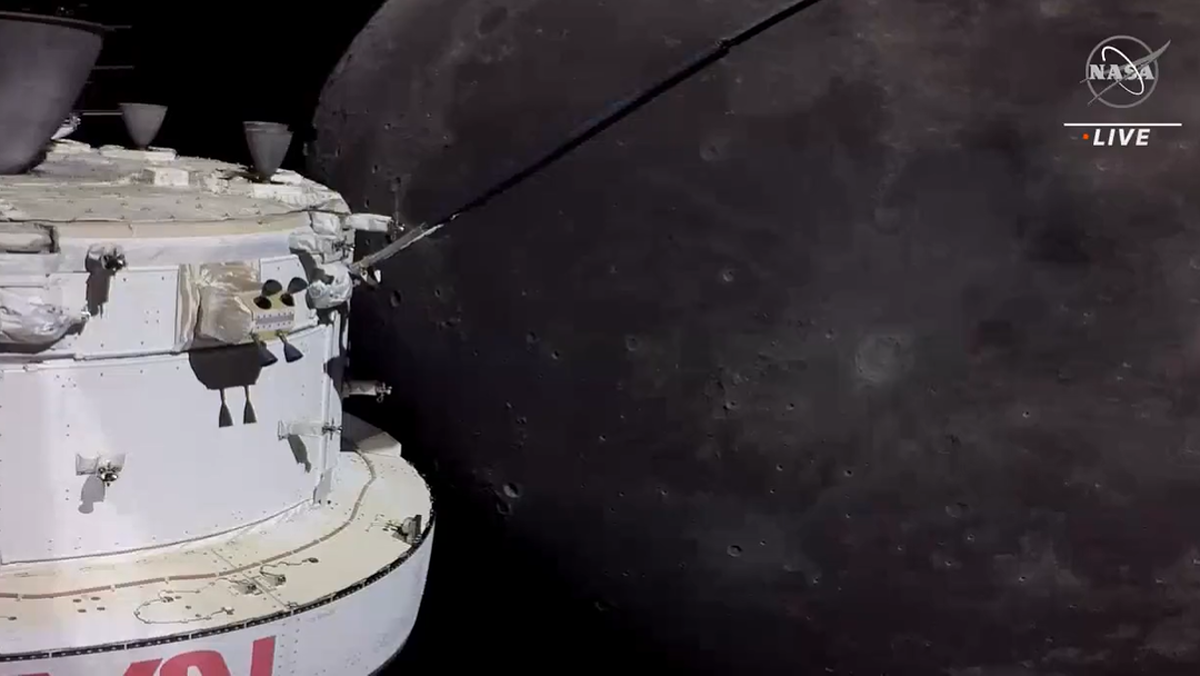 NASA's Artemis 1 Orion snaps gorgeous moon views as it sails over Apollo landing sites (video)