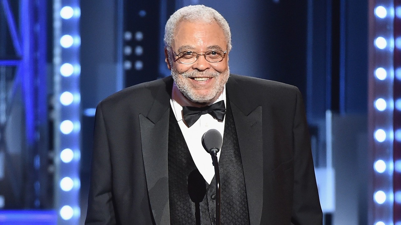 Legendary actor and 'Star Wars'' voice of Darth Vader, James Earl Jones dies at 93