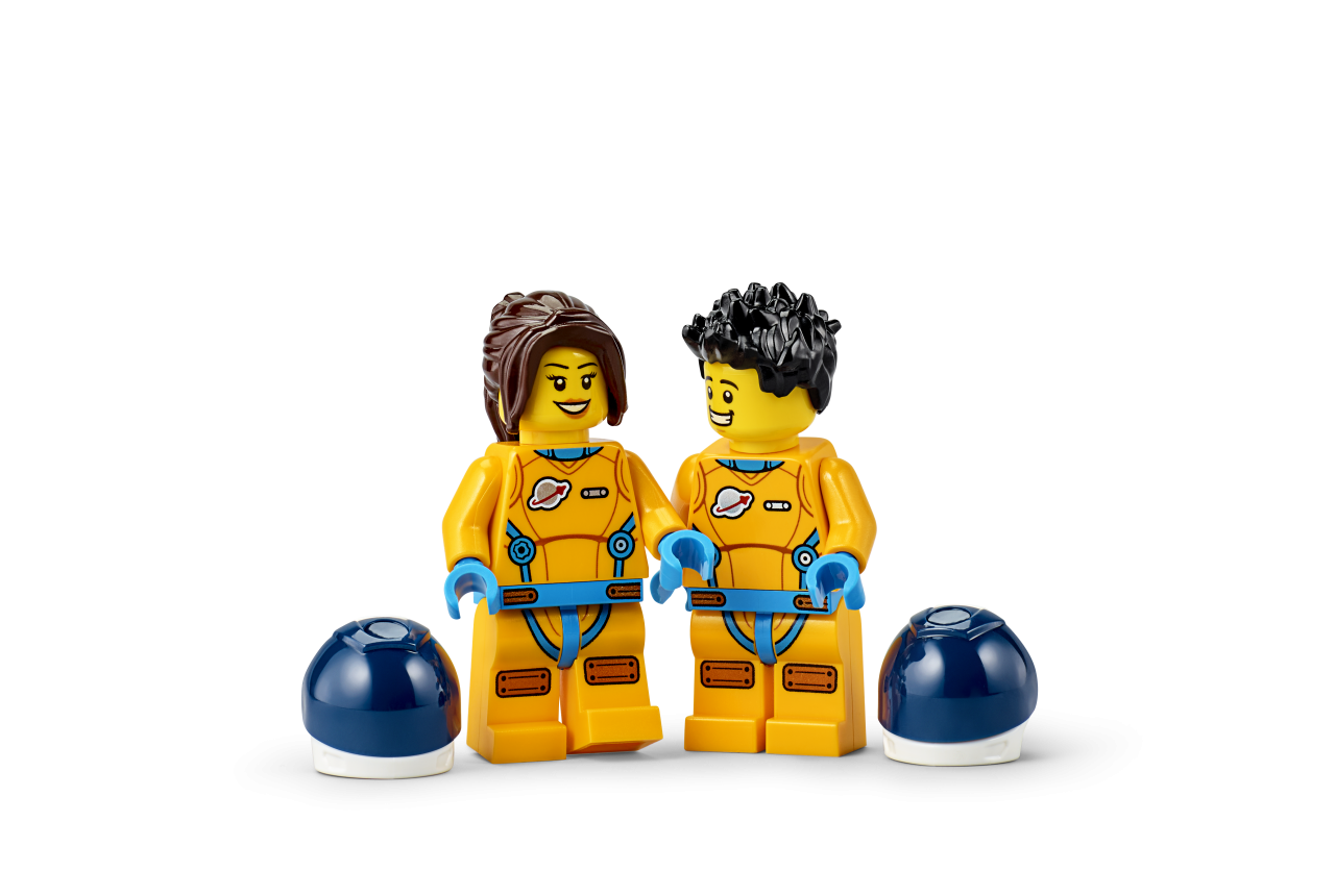 Lego Education will send astronaut minifigures to the moon with NASA's Artemis 1 mission