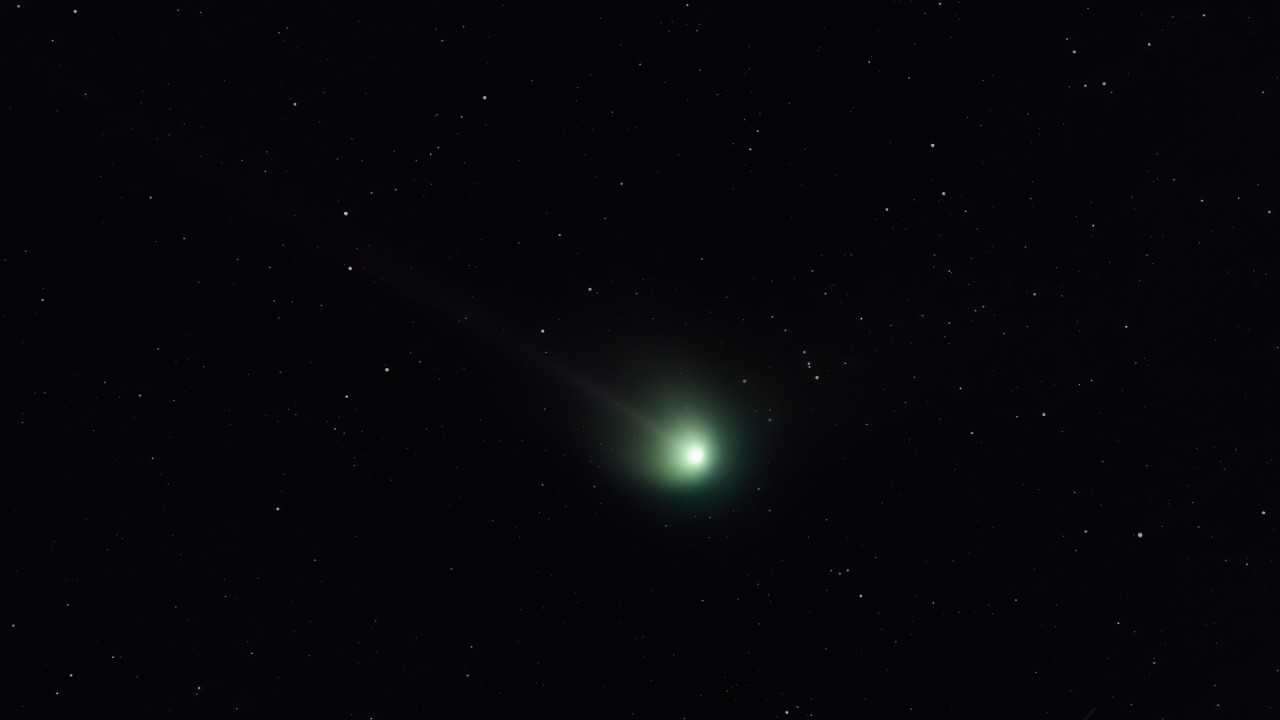 Watch green comet near Mars Saturday with free telescope livestream