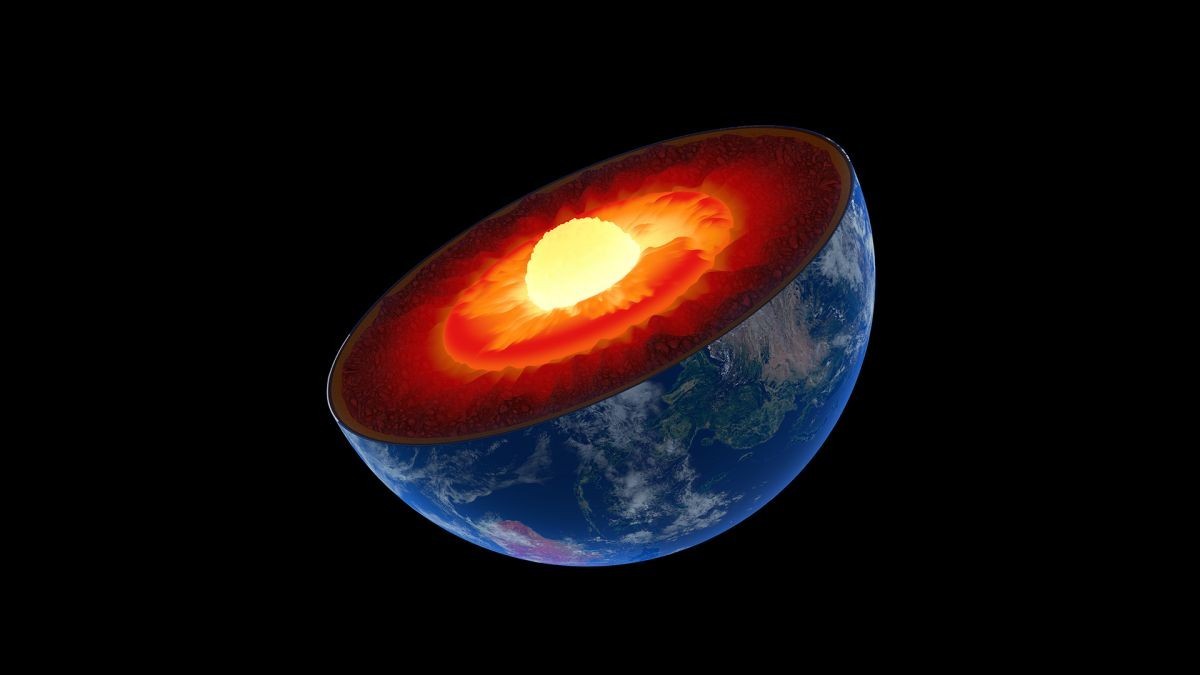 Giant blobs in Earth's mantle may be driving a 'diamond factory' near our planet's core