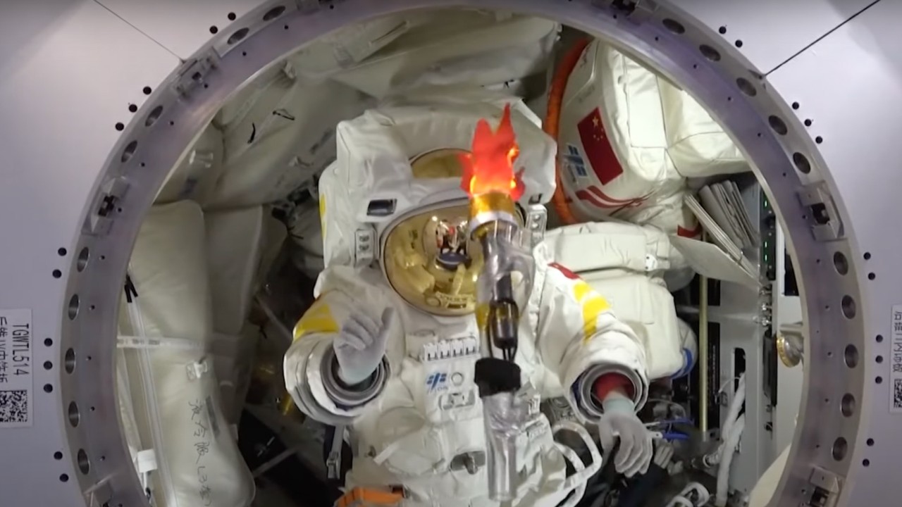 Chinese astronauts celebrate Olympics on Tiangong space station (video)