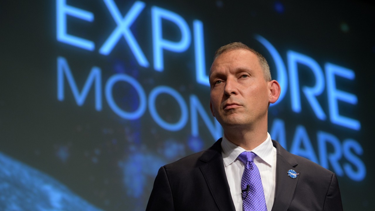 Farewell, Dr. Z! NASA science chief to step down after 6 years on the job