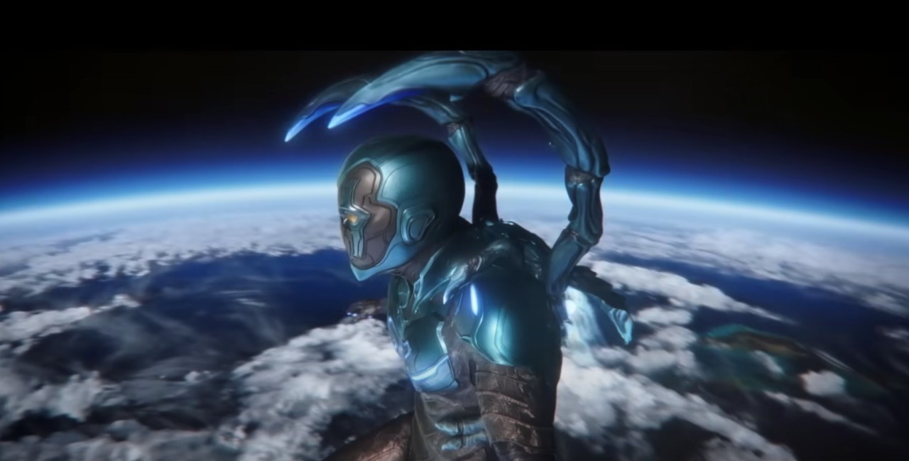 Watch DC's 'Blue Beetle' blast into space in epic 1st trailer (video)