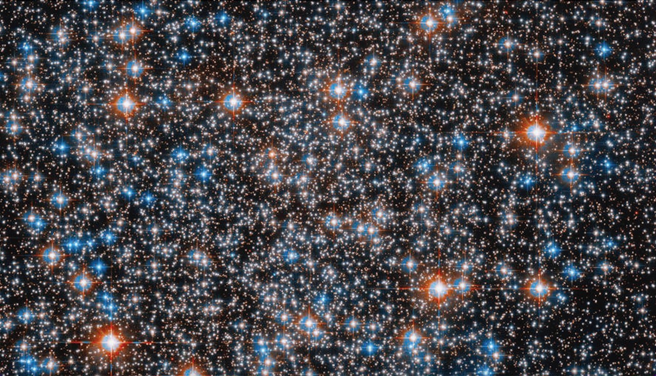 Stunning Hubble photo reveals star-studded M55 cluster