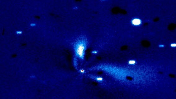 This mysterious comet's super-bright outbursts has astronomers puzzled