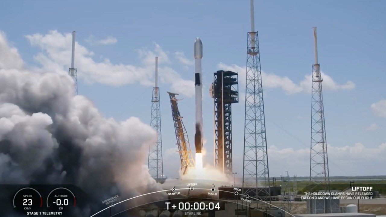 SpaceX launches 23 Starlink satellites from Florida (video)