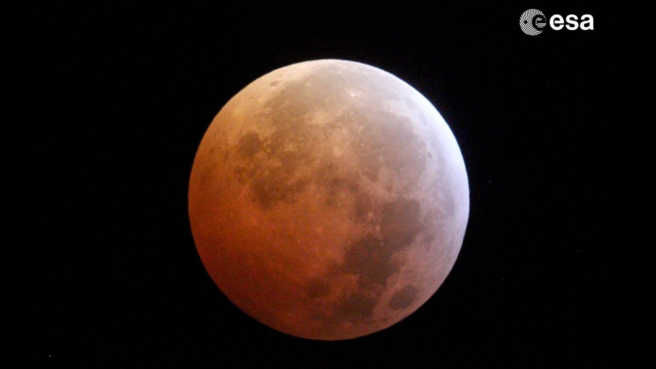 What time is the Beaver Moon lunar eclipse this week?