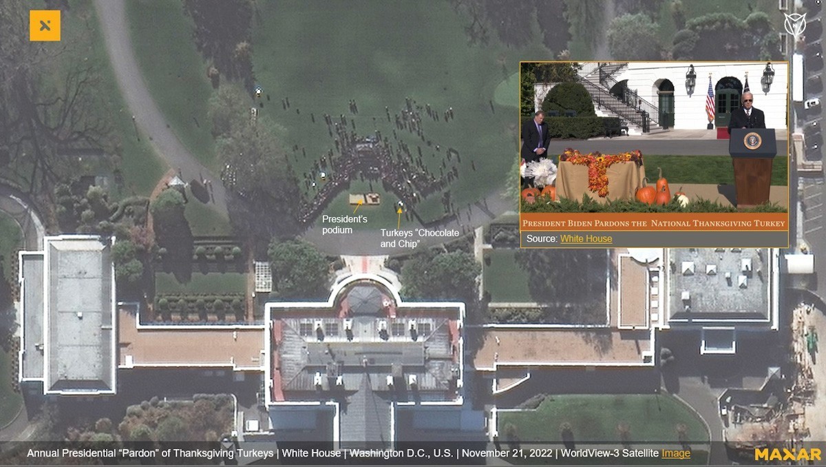 Gobble, gobble! Satellite spies Thanksgiving turkeys being 'pardoned' at White House (photos)