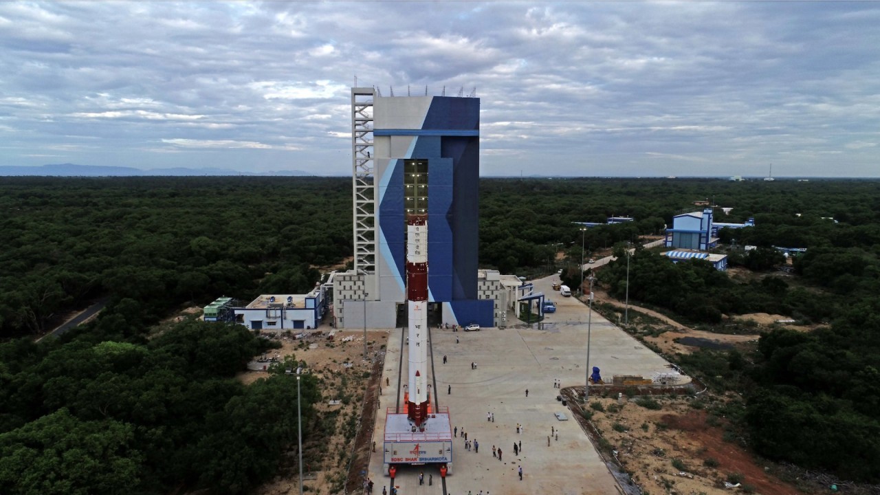 Watch Indian rocket launch 7 satellites to orbit today