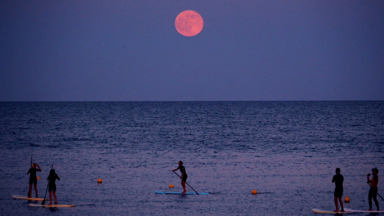 June full moon guide 2022: Feast your eyes on the 'Strawberry Supermoon'