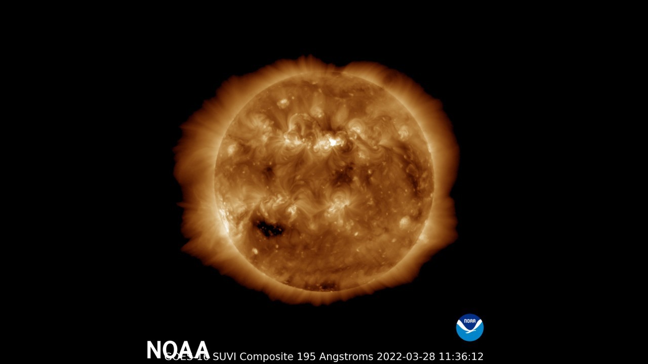 'Cannibal' solar bursts may bring auroras as far south as New York