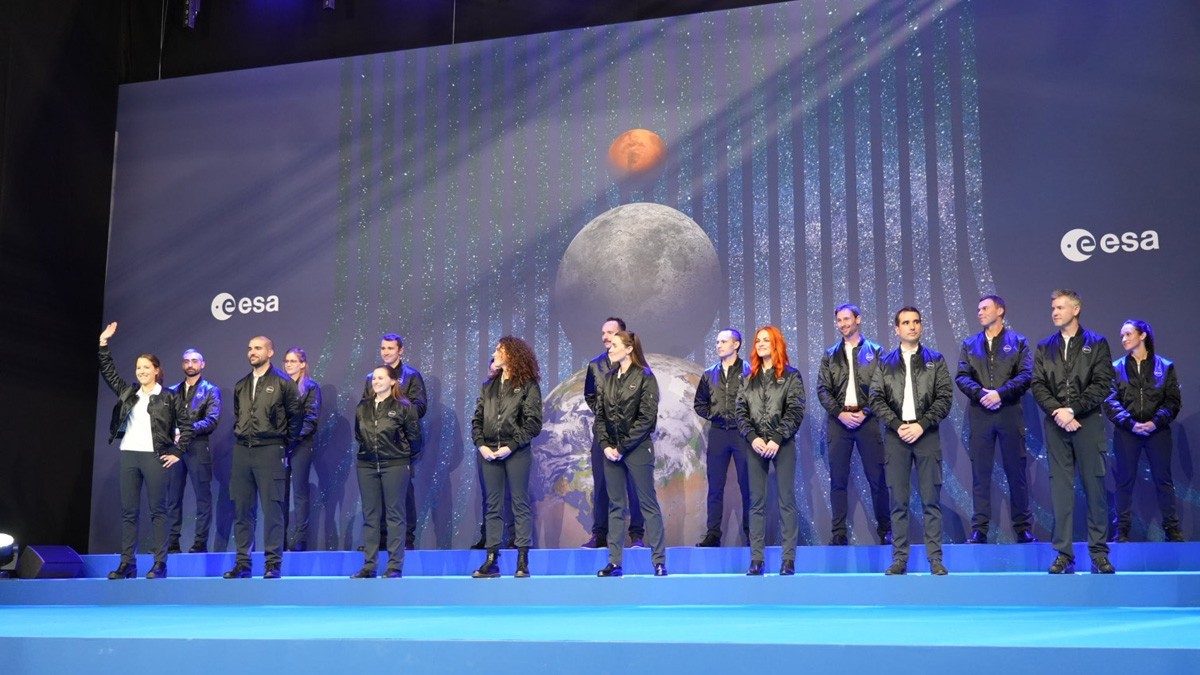 Europe's new astronaut class features 2 women and a paralympian trauma surgeon