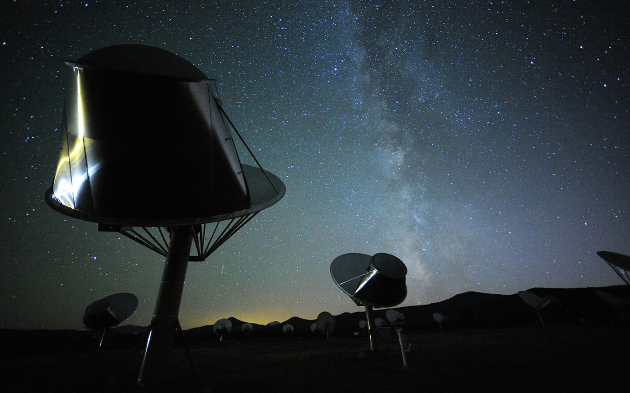 Are we alone? Intelligent aliens may be rare, new study suggests