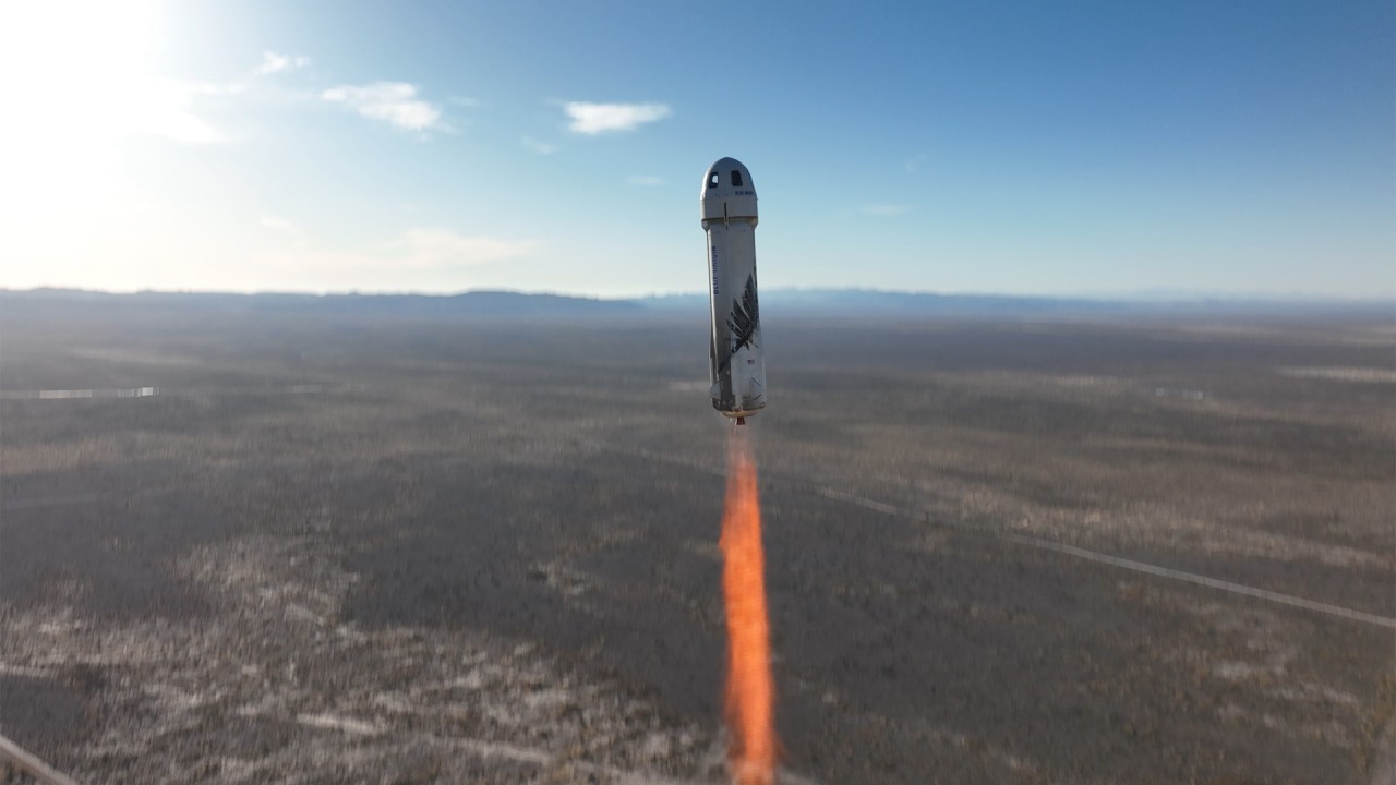 Watch Blue Origin launch 'Space Gal' Emily Calandrelli, 5 others on tourism flight Nov. 22