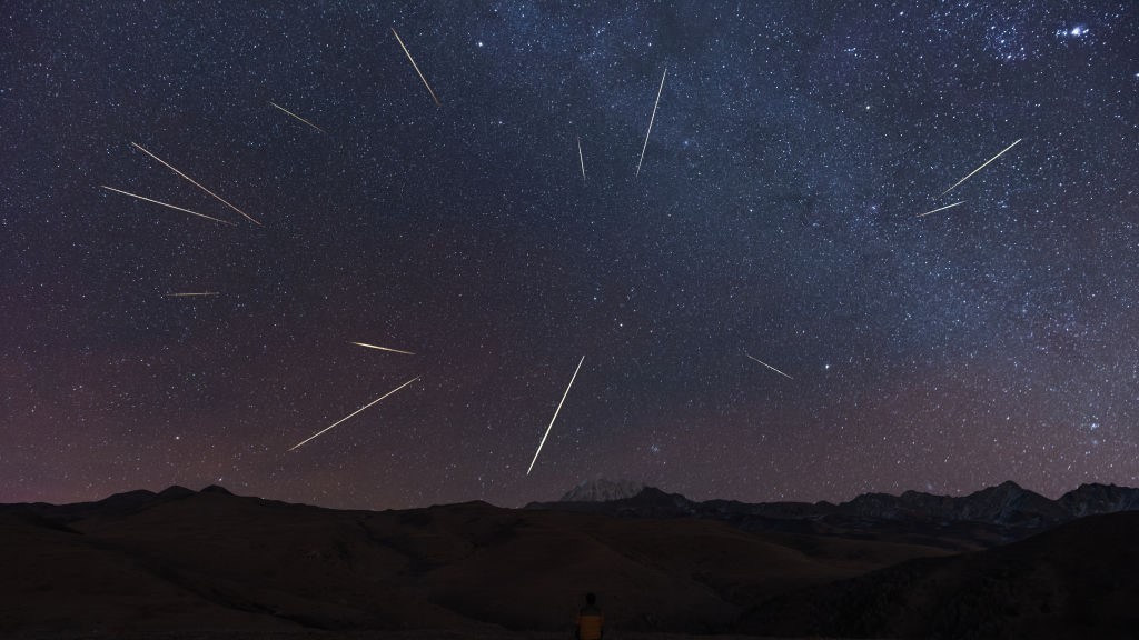 'Double' meteor shower will light up the skies next week. Here's how to watch.