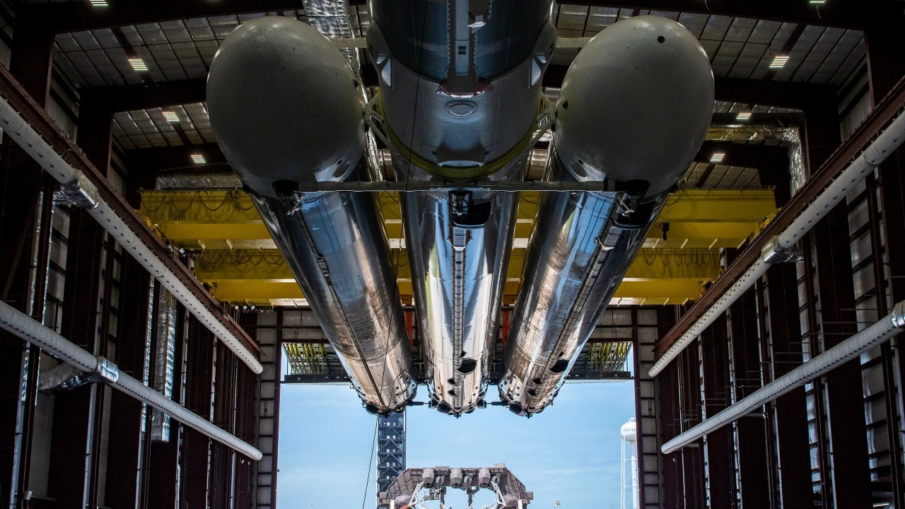 Watch SpaceX's powerful Falcon Heavy rocket launch on 6th mission today