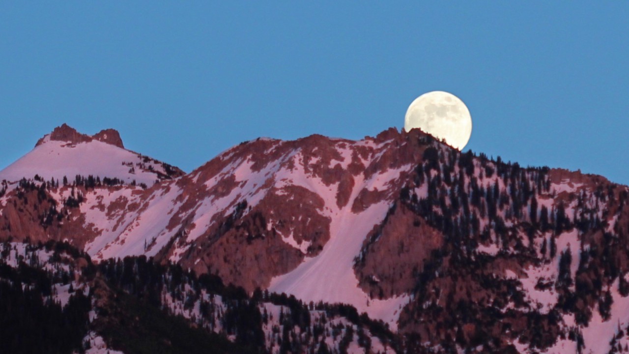 Why we're always so entranced by the moon