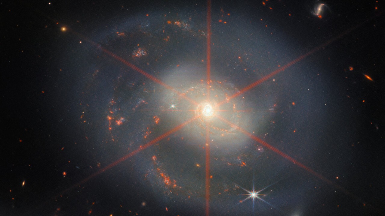 James Webb Space Telescope spots mesmerizing wreath-like galaxy