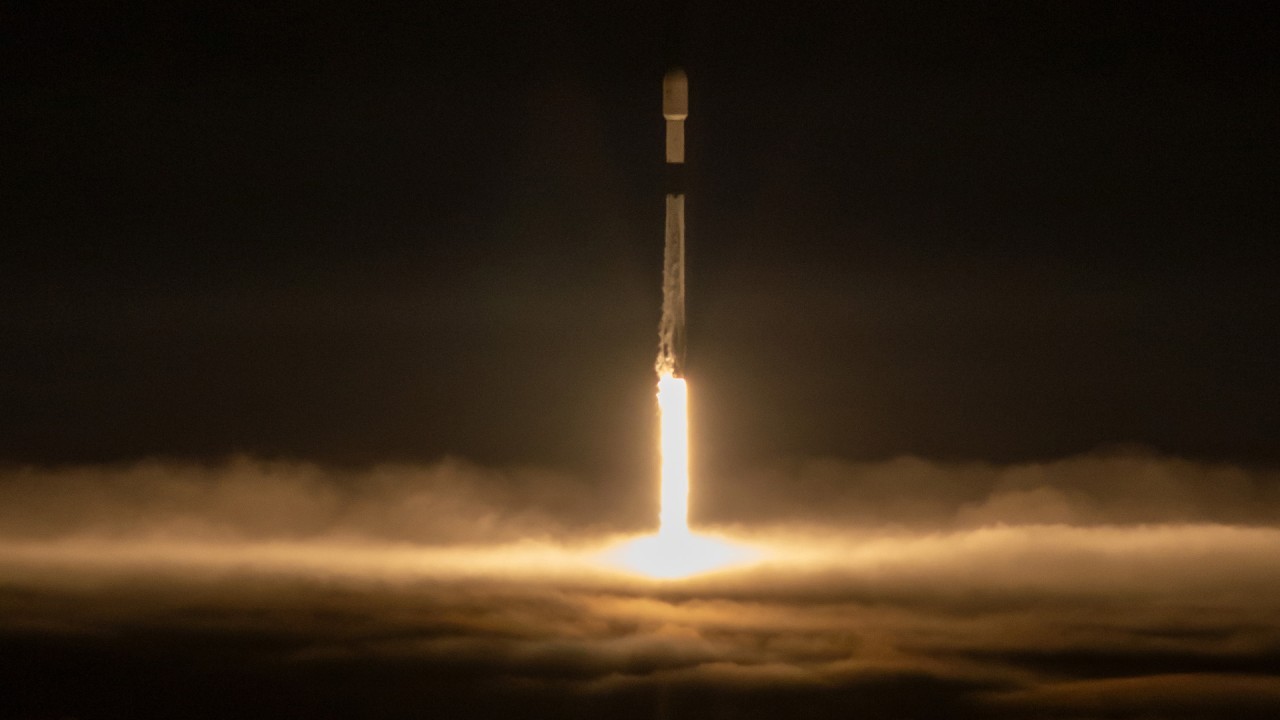 See SpaceX launch picture-perfect nighttime Starlink mission (photos)