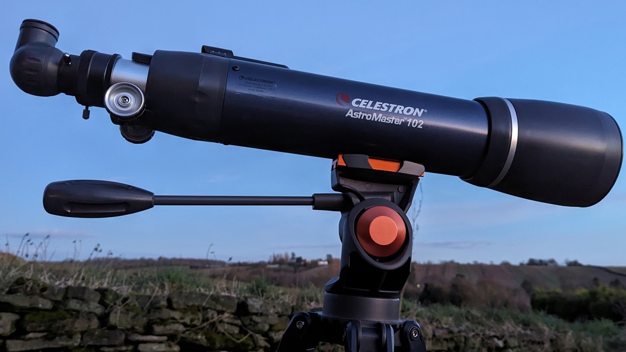 Celestron AstroMaster 102AZ telescope review