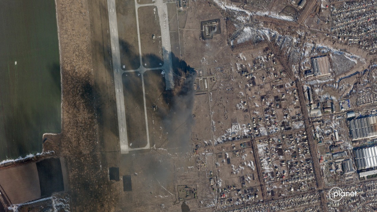 Satellite photos reveal details of Russian invasion into Ukraine